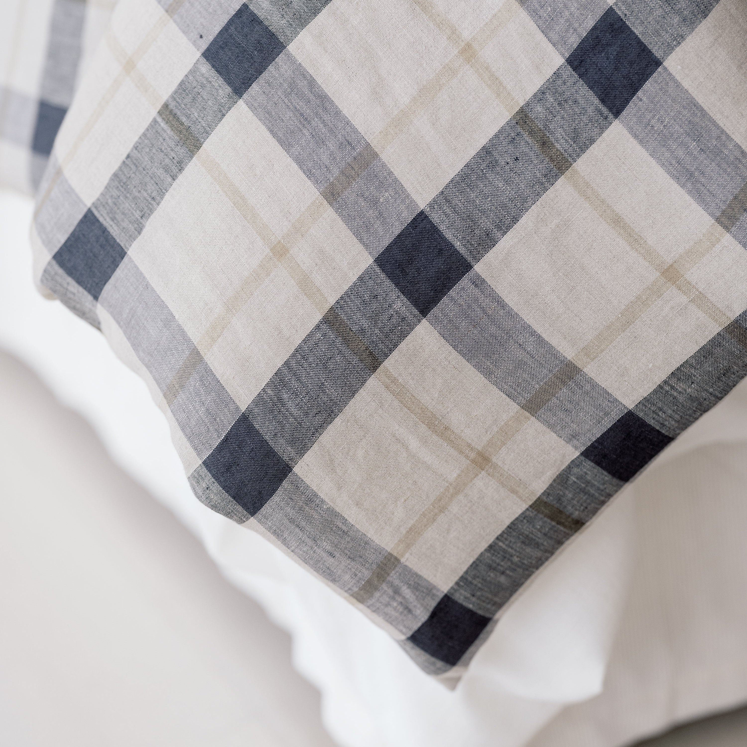 Piecera de Lino - Cuadrille beige - Detalle